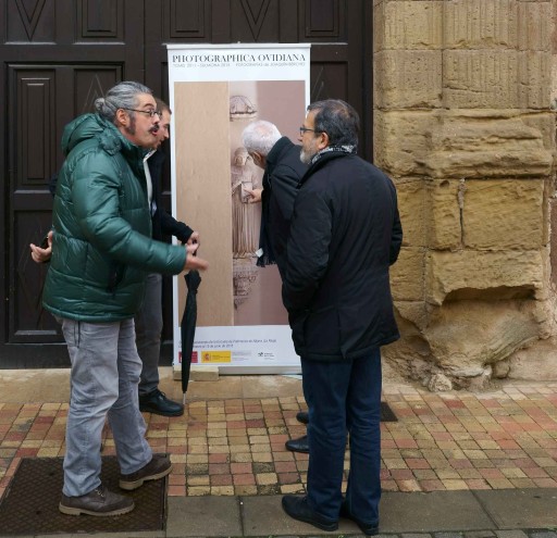 Entrada a la exposición en la Escuela de Patrimonio Histórico de Nájera