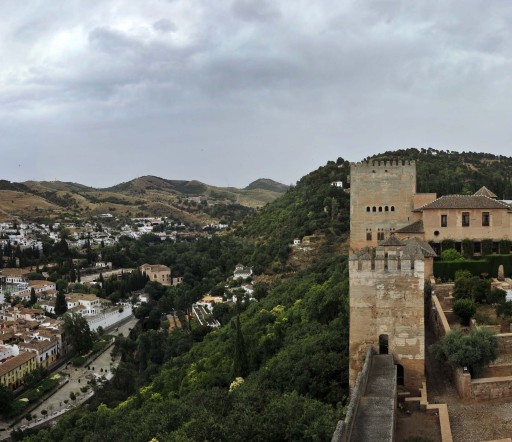 La Casa Real vieja y el valle del Darro